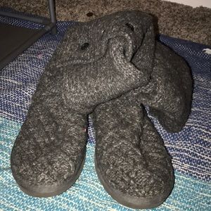 Knit uggs